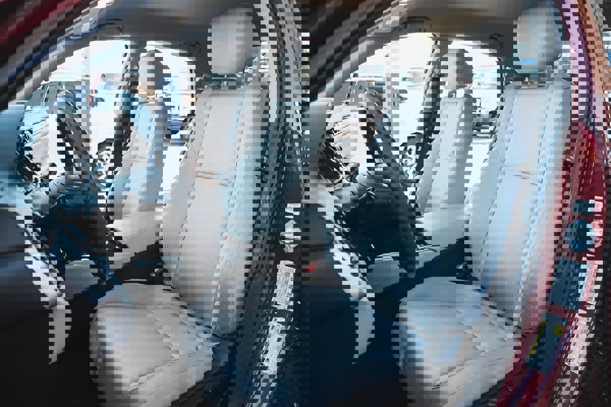 Used 2021 Honda Accord LX image 12