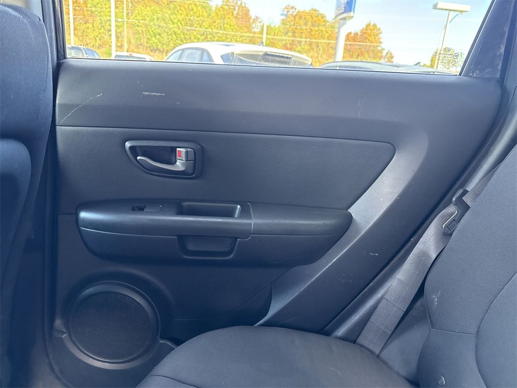 Used 2011 Kia Soul + image 21