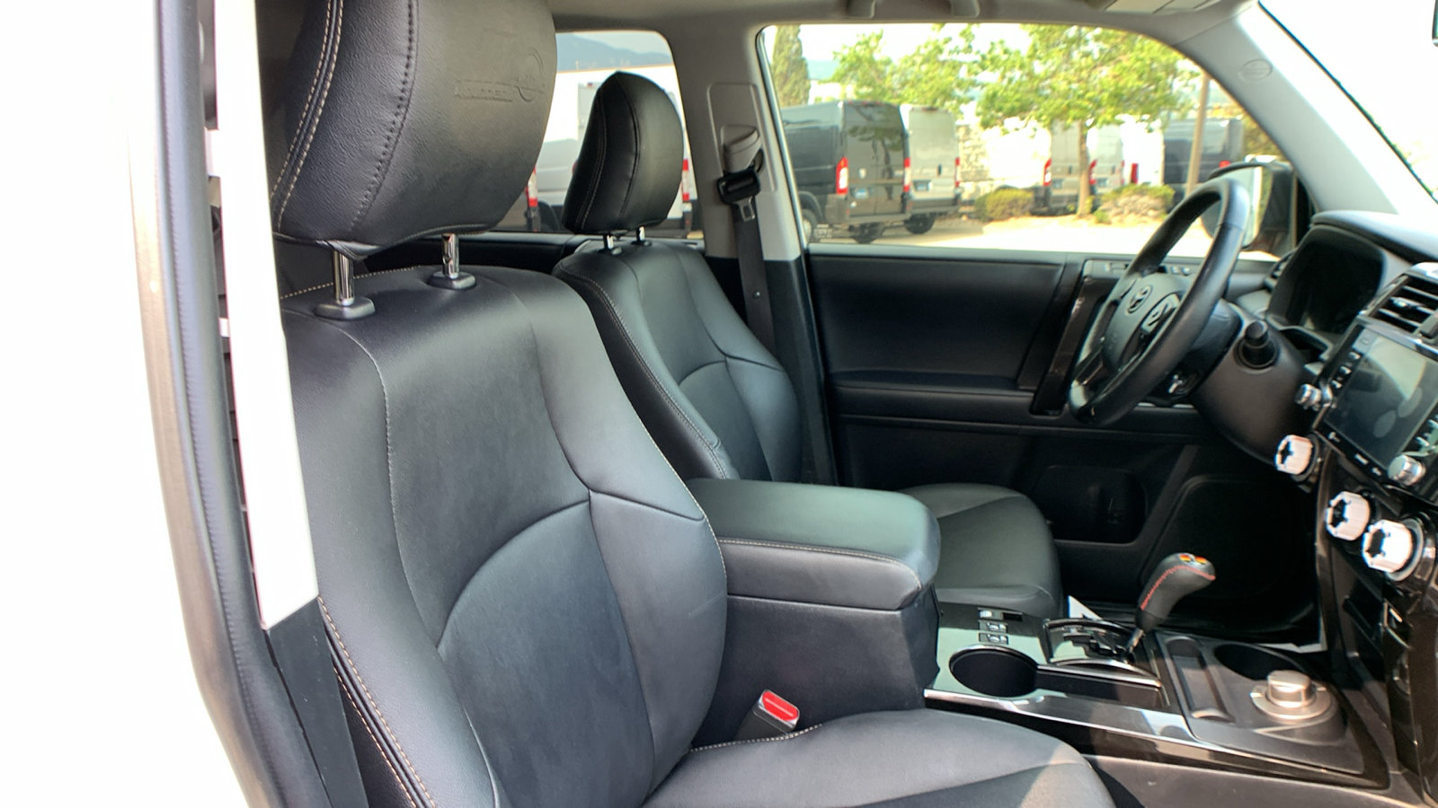 Used 2023 Toyota 4Runner 40th Anniversary SE AWD/4WD image 33