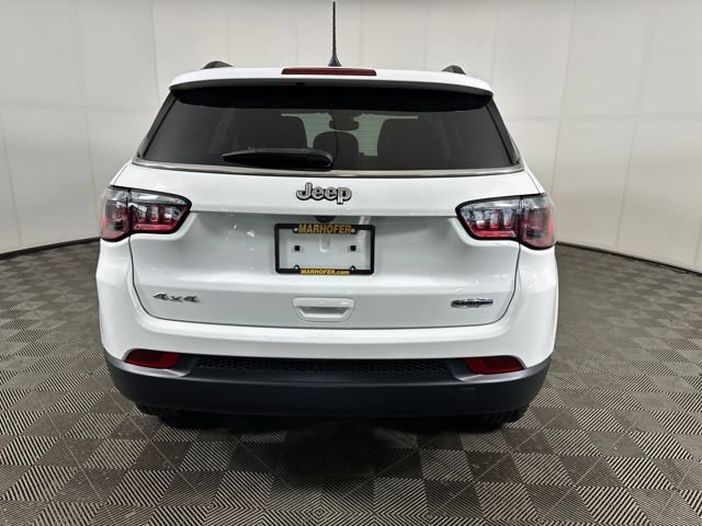 Used 2022 Jeep Compass Latitude w/ Convenience Group AWD/4WD image 4