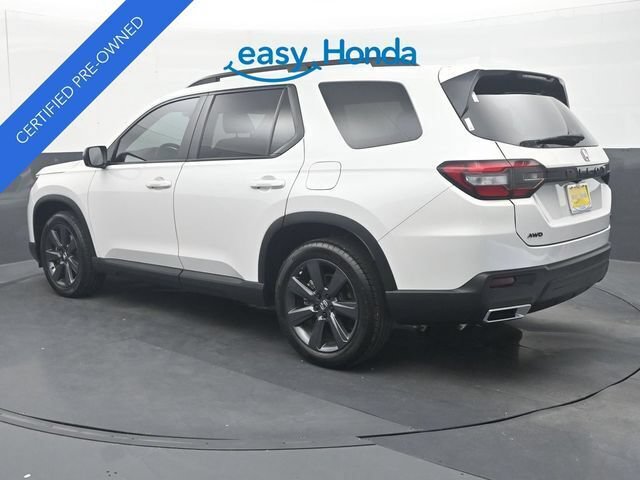 Certified 2025 Honda Pilot Sport image 5