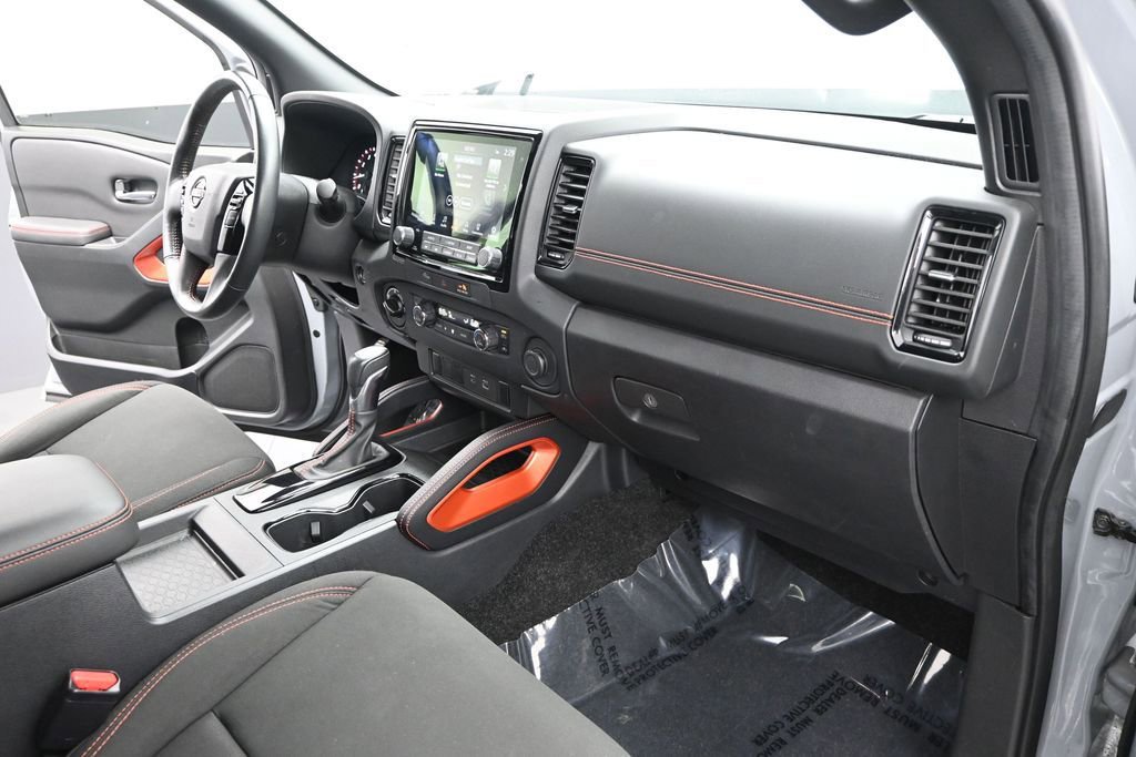 Used 2023 Nissan Frontier PRO-4X w/ Tow Package AWD/4WD image 27