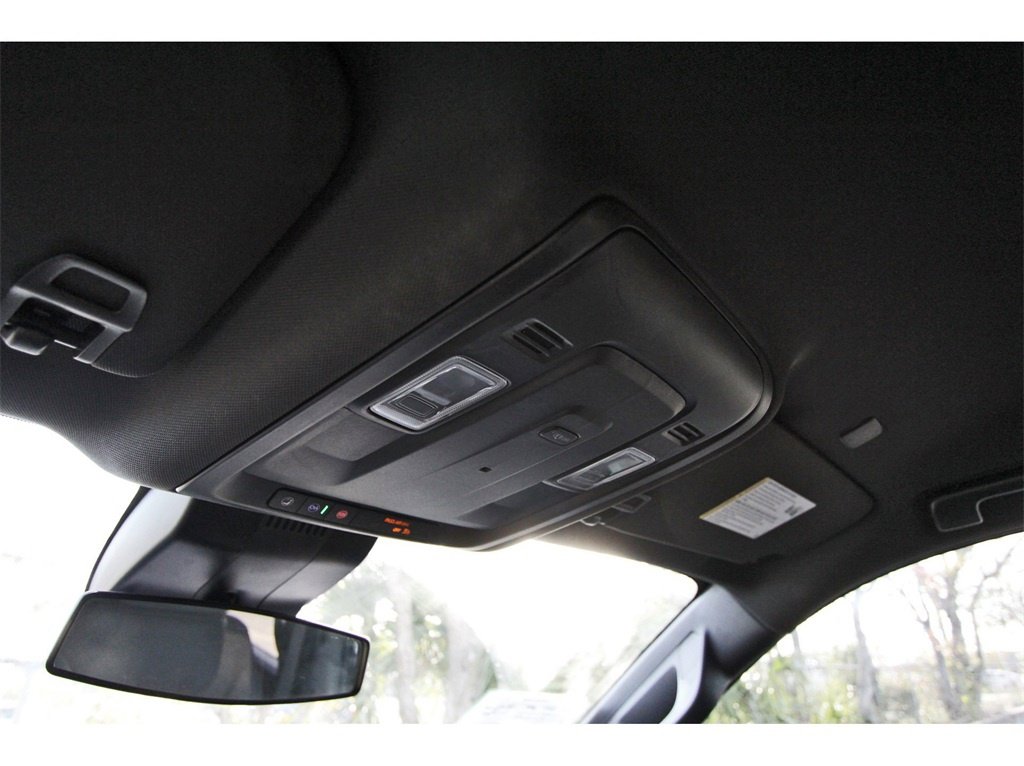 Used 2024 GMC Yukon XL SLE w/ Gmc Pro Safety Plus Package image 20