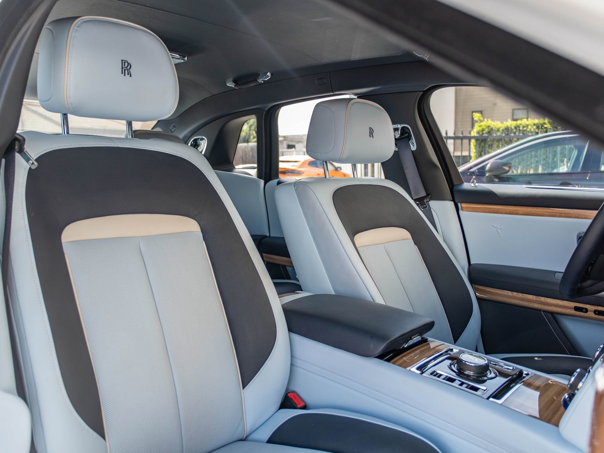 Certified 2022 Rolls-Royce Ghost w/ Ghost Package image 35