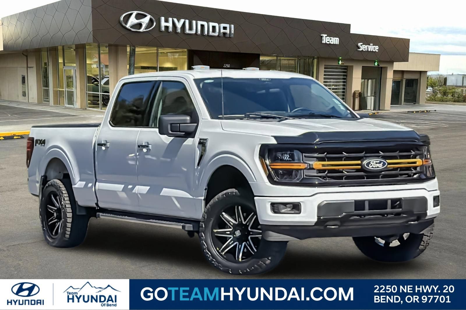 Used 2025 Ford F150 XLT AWD/4WD image 1
