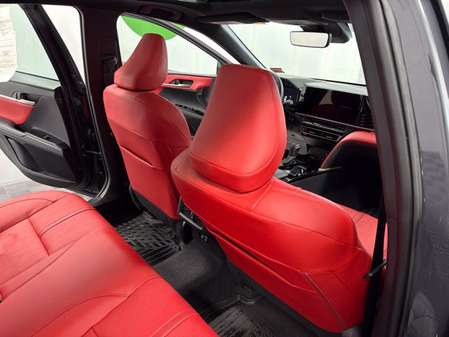 Used 2025 Toyota Camry XSE AWD/4WD image 18