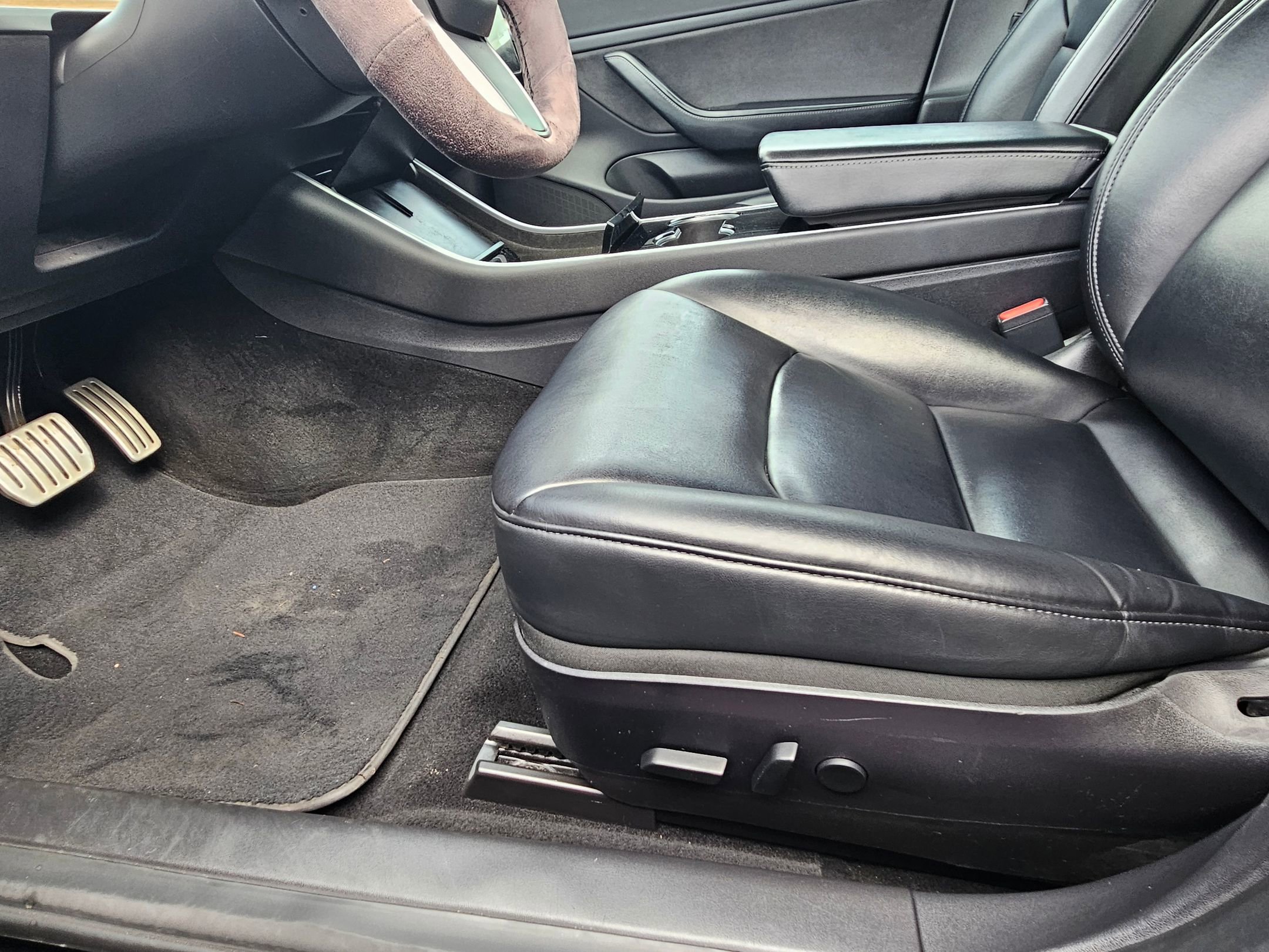 Used 2020 Tesla Model 3 Performance image 12