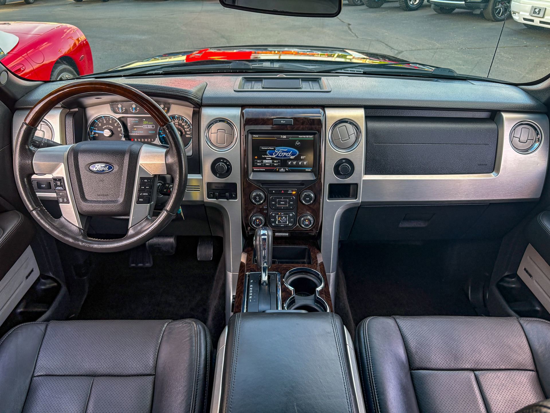 Used 2014 Ford F150 Platinum AWD/4WD image 2