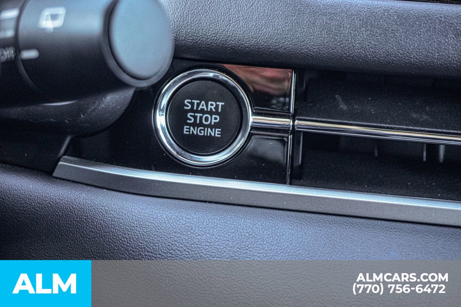 Used 2025 Mitsubishi Outlander SE image 33