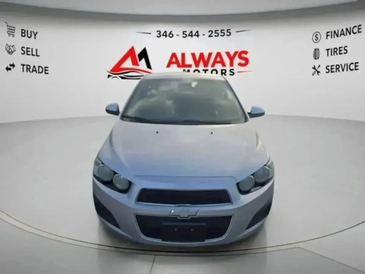 Used 2013 Chevrolet Sonic LS FWD image 6