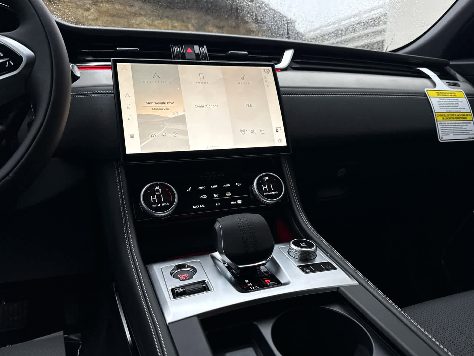 New 2026 Jaguar F-PACE R-Dynamic S image 9