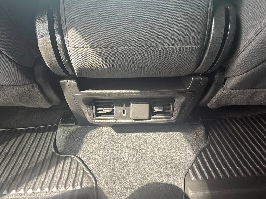 Used 2023 Chevrolet Silverado 1500 LT AWD/4WD image 22