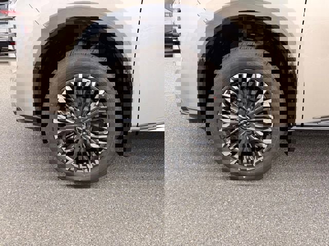 New 2026 Nissan Rogue Platinum w/ Platinum Premium Package image 9