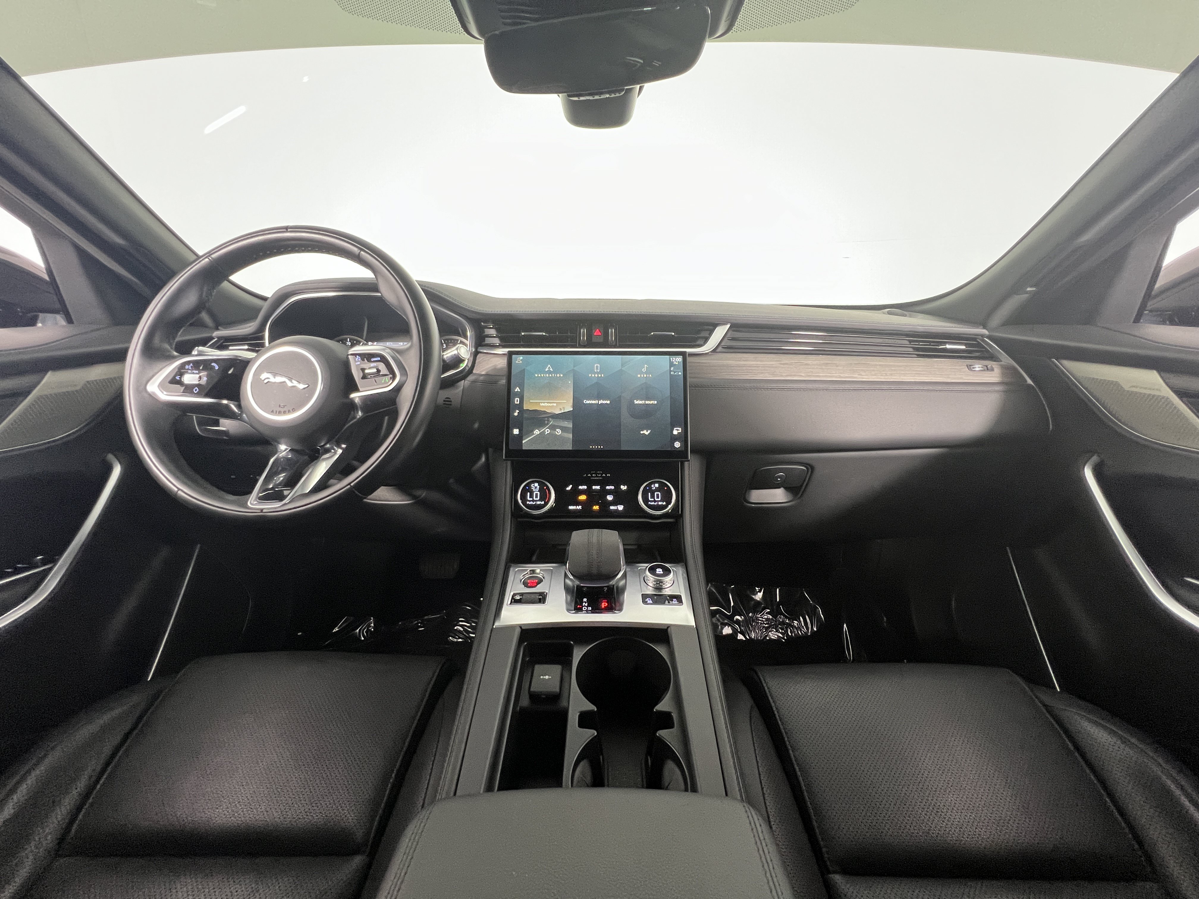 Used 2022 Jaguar F-PACE S AWD/4WD image 11