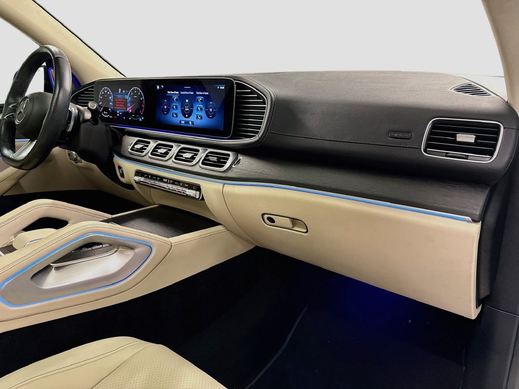 Certified 2024 Mercedes-Benz GLS 450 4MATIC image 31