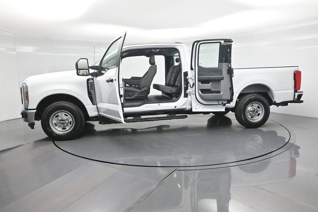 New 2026 Ford F350 XL w/ XL Chrome Package image 35