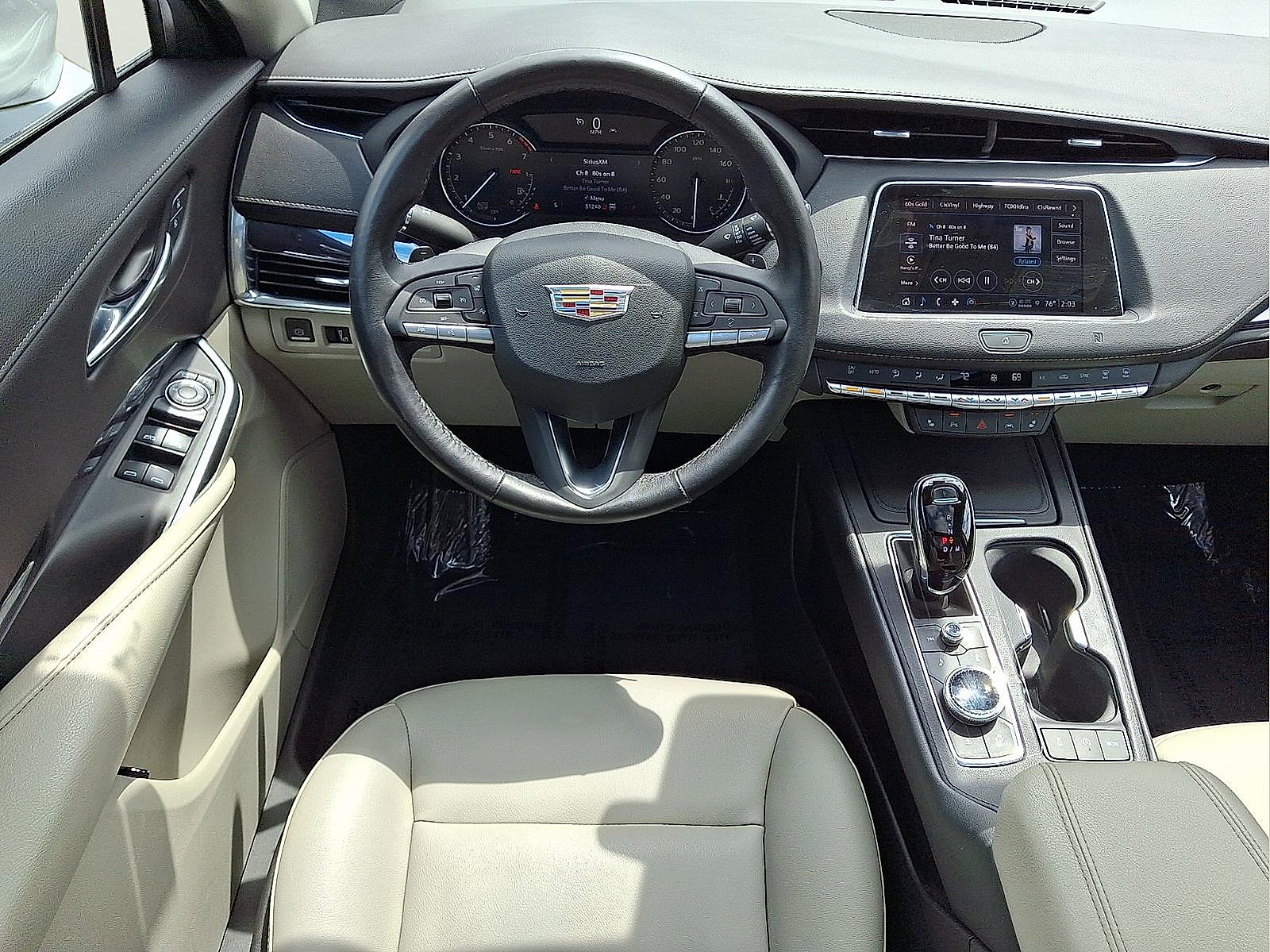 Used 2021 Cadillac XT4 Luxury w/ Cold Weather Package AWD/4WD image 10