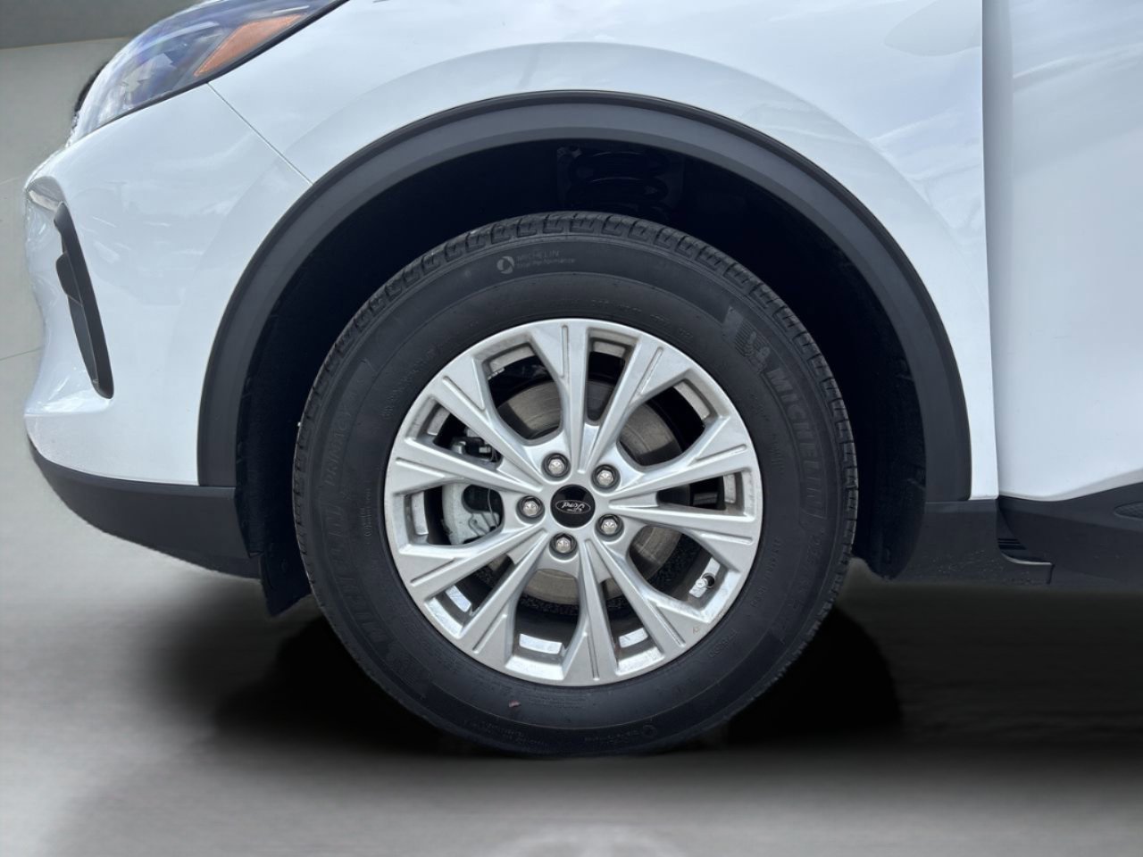 Used 2025 Ford Escape Active w/ Cold Weather Package FWD image 31