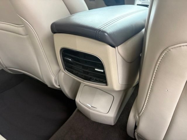Used 2020 Lincoln MKZ FWD image 32