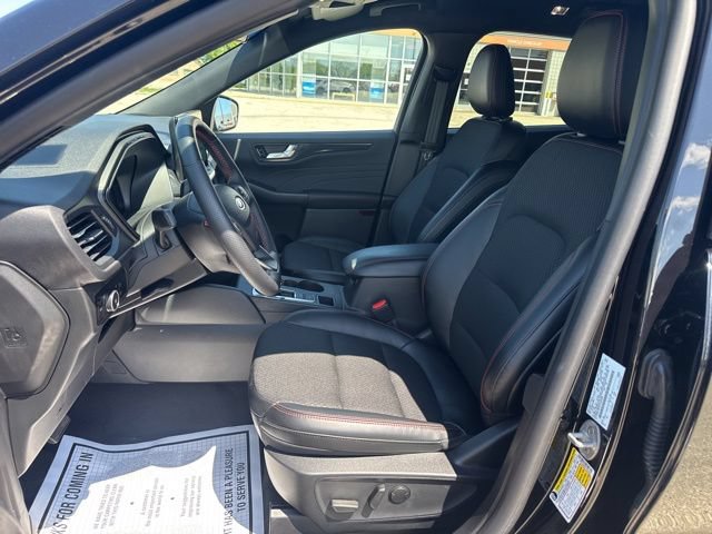 New 2026 Ford Escape ST-Line Select w/ Equipment Group 401A AWD/4WD image 9