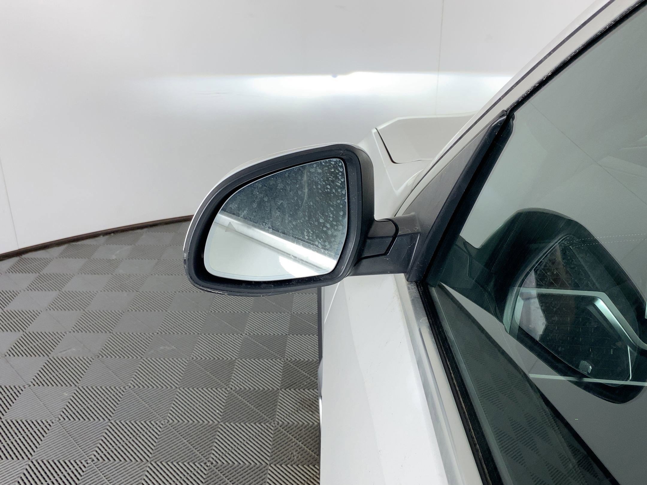 Used 2026 BMW X5 sDrive40i w/ Premium Package image 20