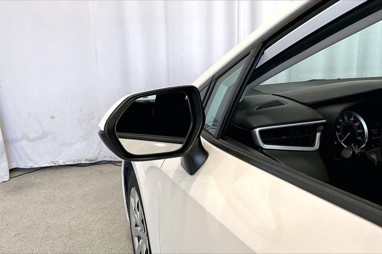 Used 2021 Toyota Corolla LE FWD image 10