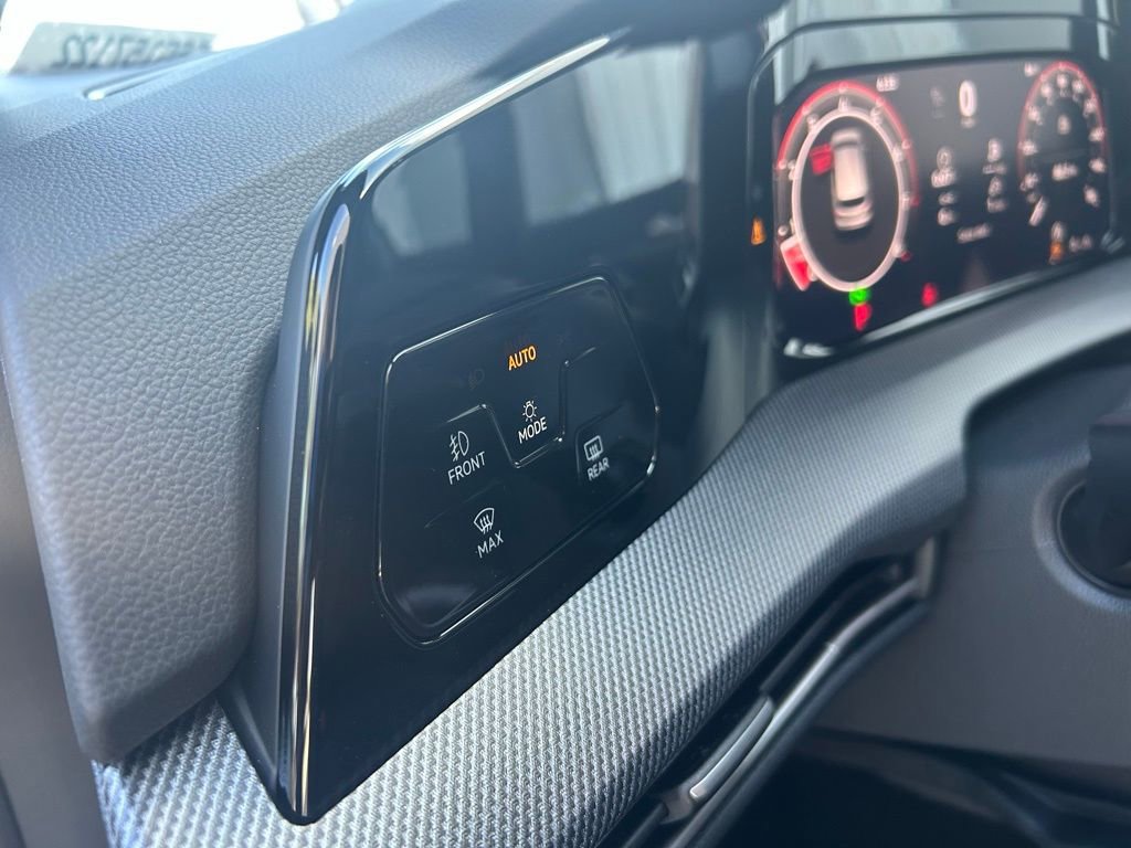 New 2026 Volkswagen GTI SE image 50