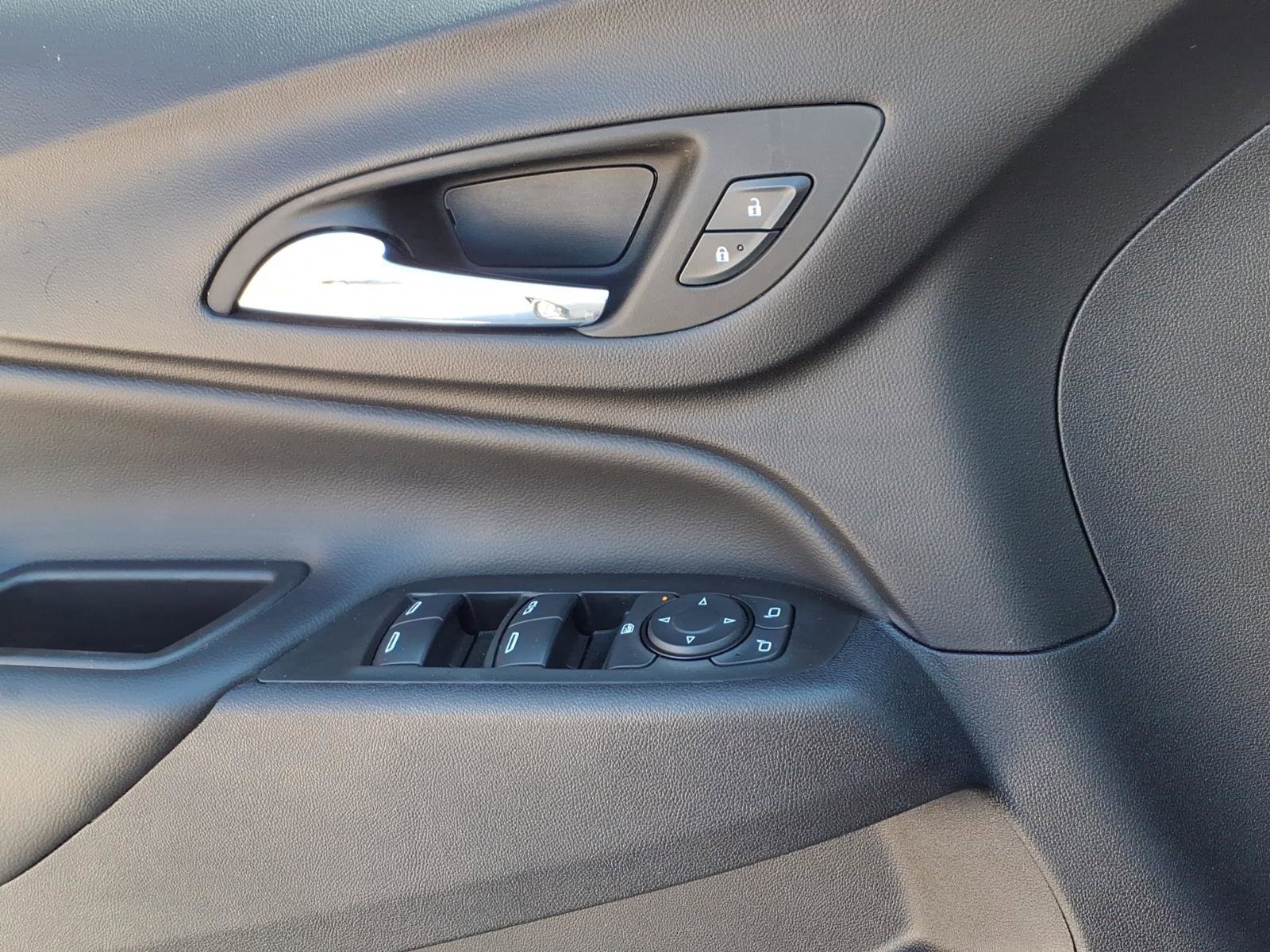 Used 2024 Chevrolet Equinox LT FWD image 23