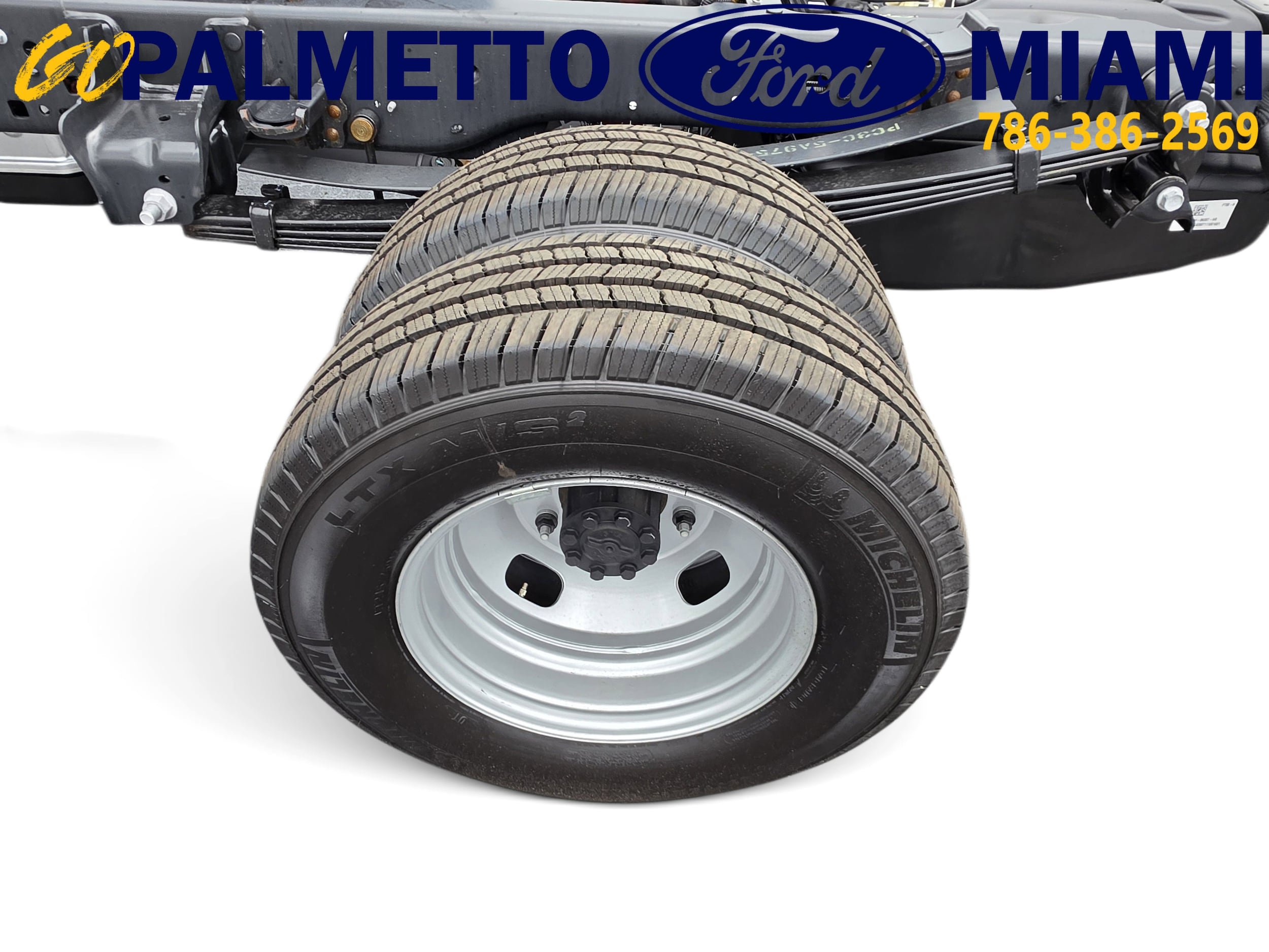 New 2026 Ford F350 XL w/ XL Chrome Package AWD/4WD image 8