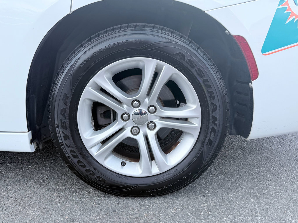 Used 2017 Dodge Charger SE w/ Popular Equipment Group image 31