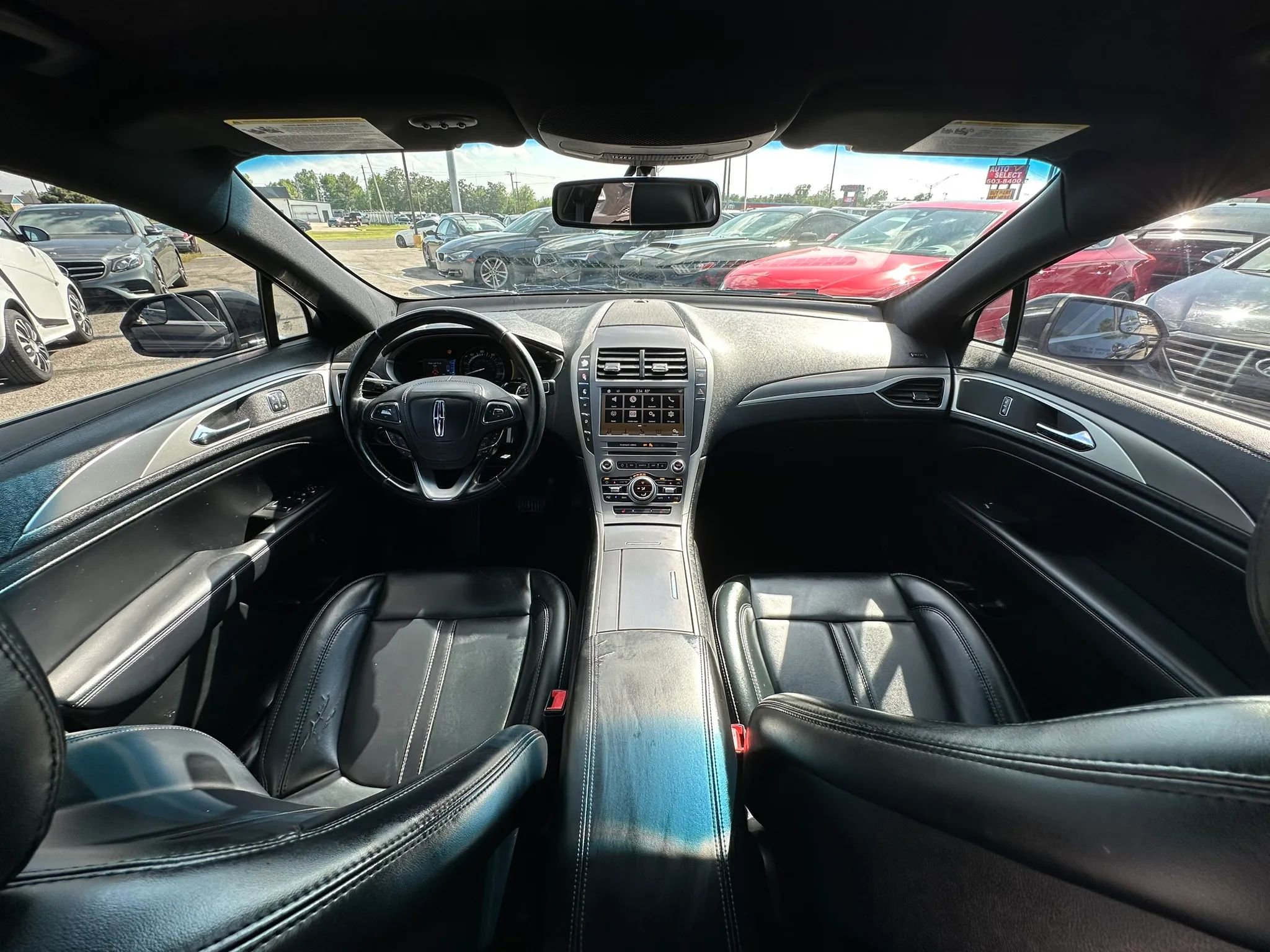 Used 2017 Lincoln MKZ Premiere FWD image 11