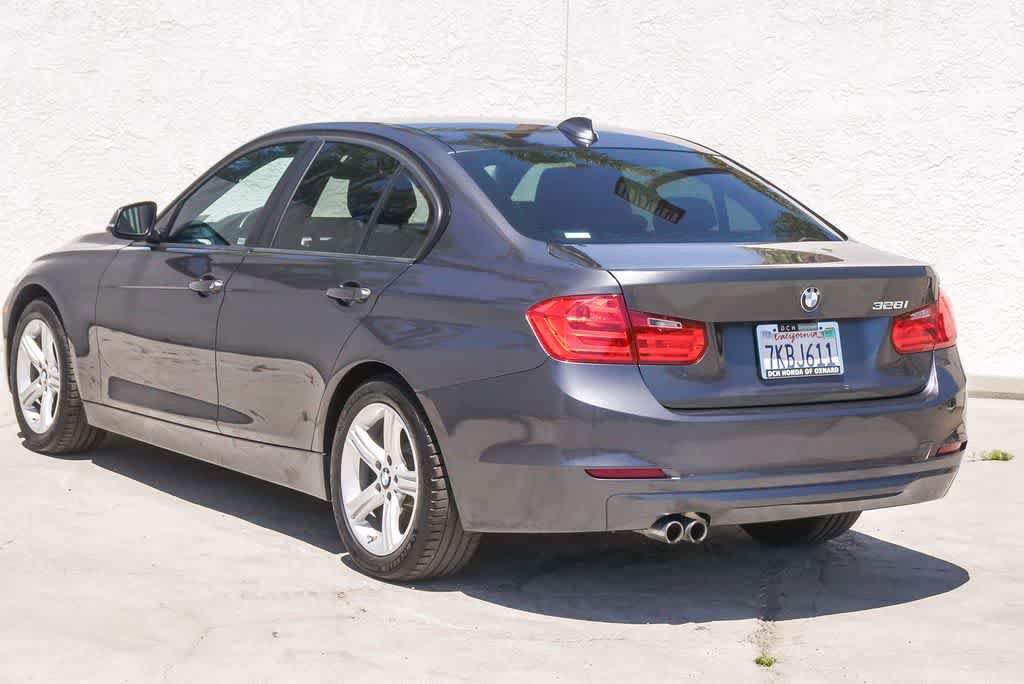 Used 2013 BMW 328i Sedan RWD image 7