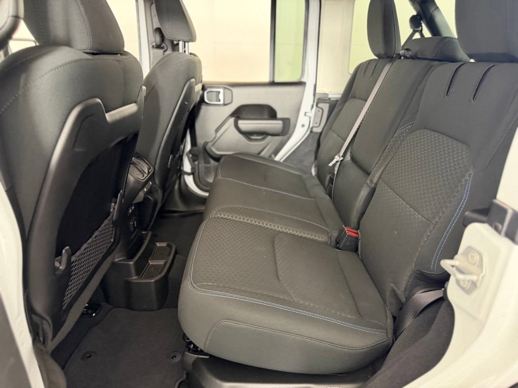 Certified 2025 Jeep Wrangler Unlimited Rubicon 4xe w/ Convenience Group AWD/4WD image 35
