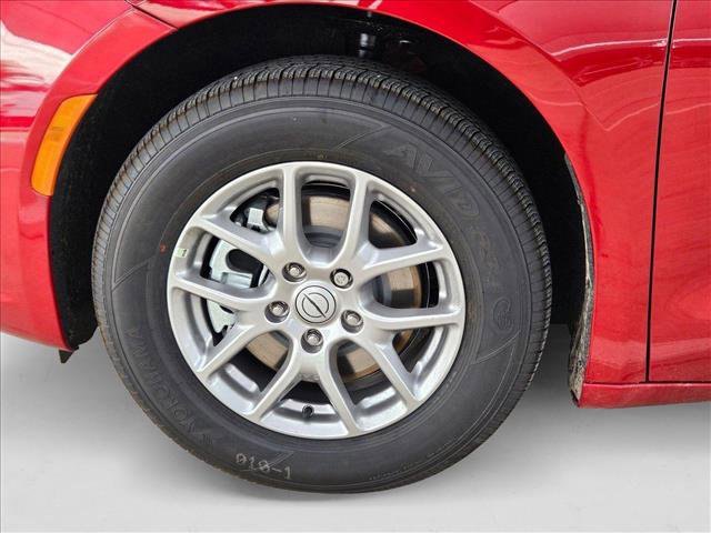 New 2025 Chrysler Pacifica Select image 10