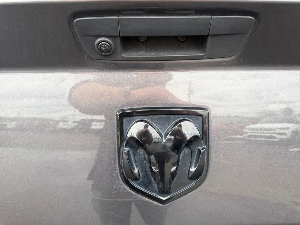Certified 2019 RAM 1500 Classic Warlock w/ Electronics Group AWD/4WD image 17