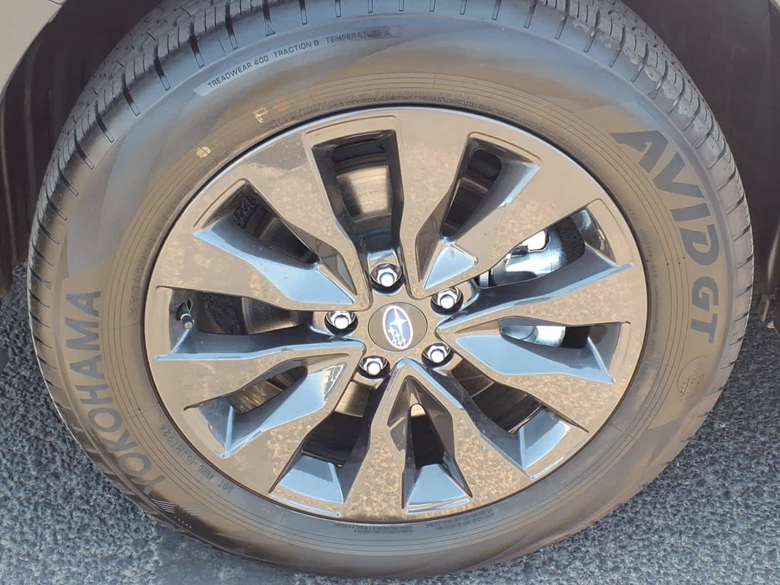 Certified 2025 Subaru Outback Onyx Edition AWD/4WD image 12