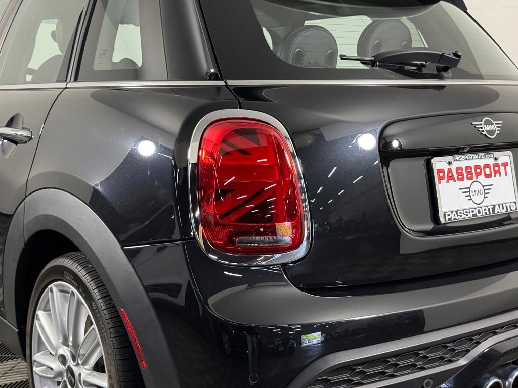 Used 2024 MINI Cooper S FWD image 8
