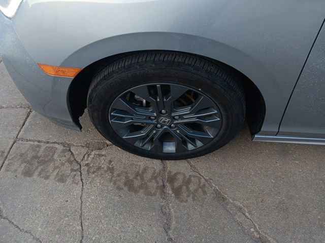 Used 2025 Honda Odyssey Touring image 39