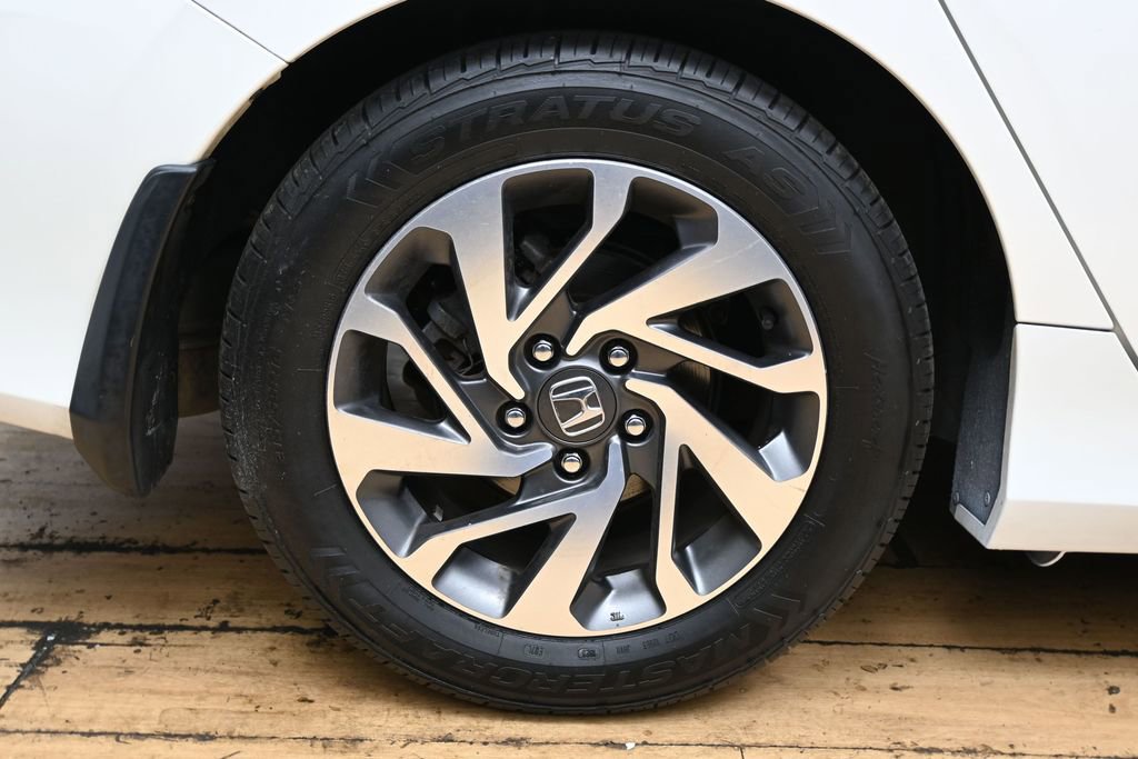 Used 2018 Honda Civic EX image 12