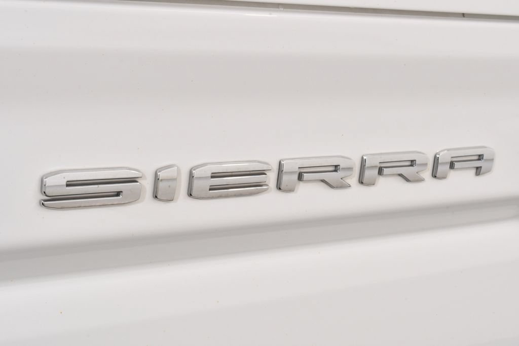 Used 2021 GMC Sierra 1500 AT4 w/ AT4 Premium Package AWD/4WD image 23