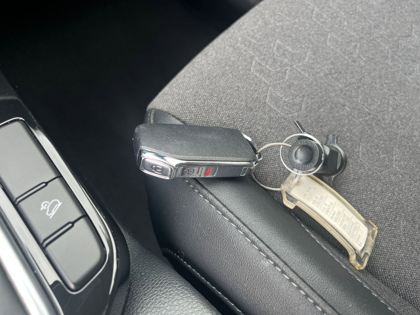 Used 2025 Kia Seltos S image 22