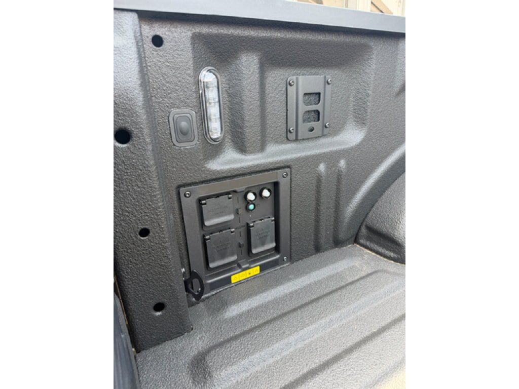 Used 2025 Ford F150 Lightning Flash AWD/4WD image 8