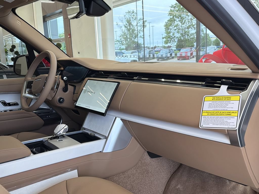New 2026 Land Rover Range Rover SV AWD/4WD image 15