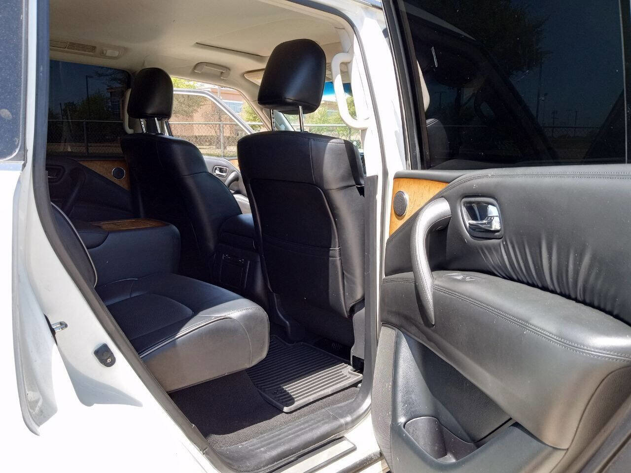 Used 2014 INFINITI QX80 2WD image 28