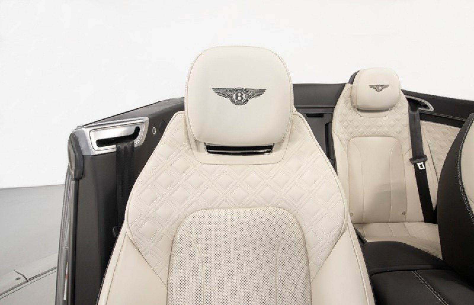 Used 2021 Bentley Continental GT image 53