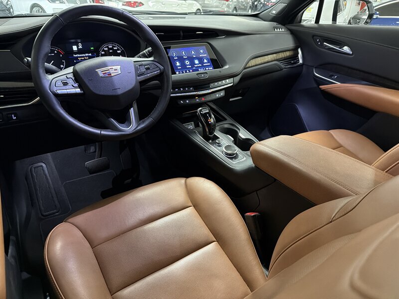 Used 2021 Cadillac XT4 Premium Luxury FWD image 26