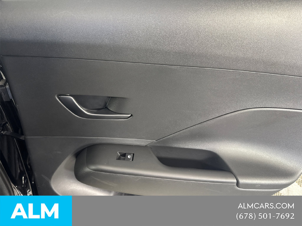 Used 2025 Hyundai Kona SEL FWD image 19