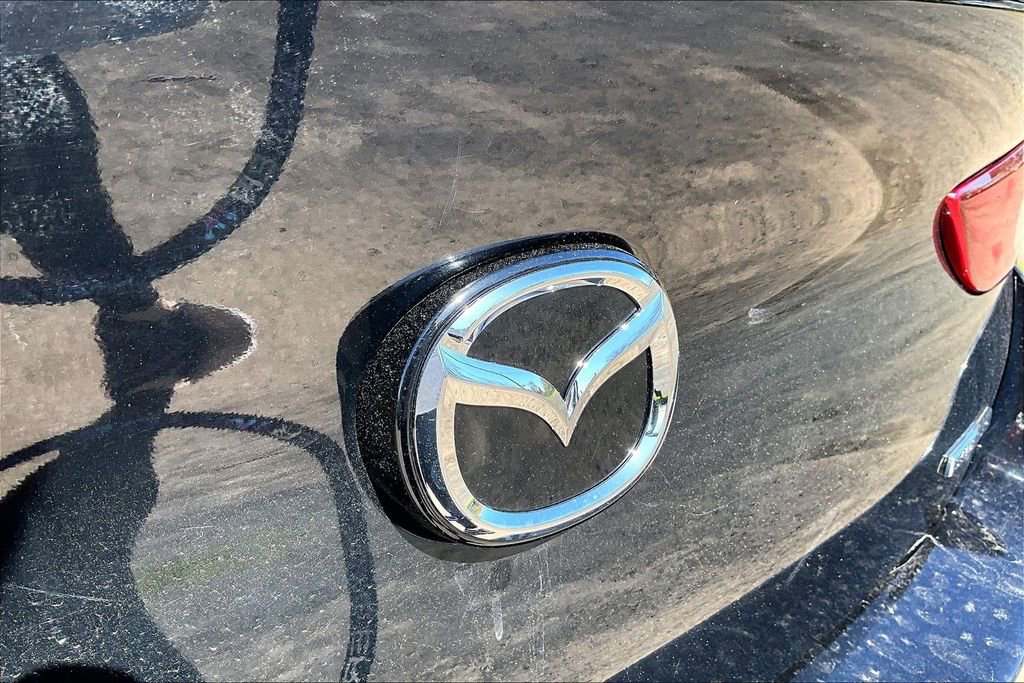 Used 2021 MAZDA MAZDA3 s image 11