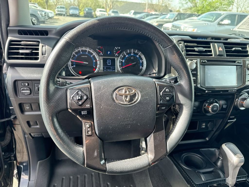 Used 2019 Toyota 4Runner TRD Off-Road Premium image 11