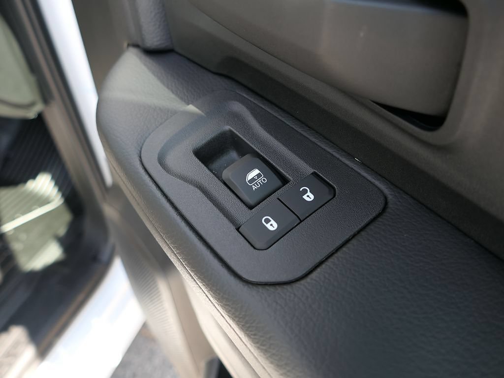 New 2025 RAM 5500 Tradesman AWD/4WD image 20